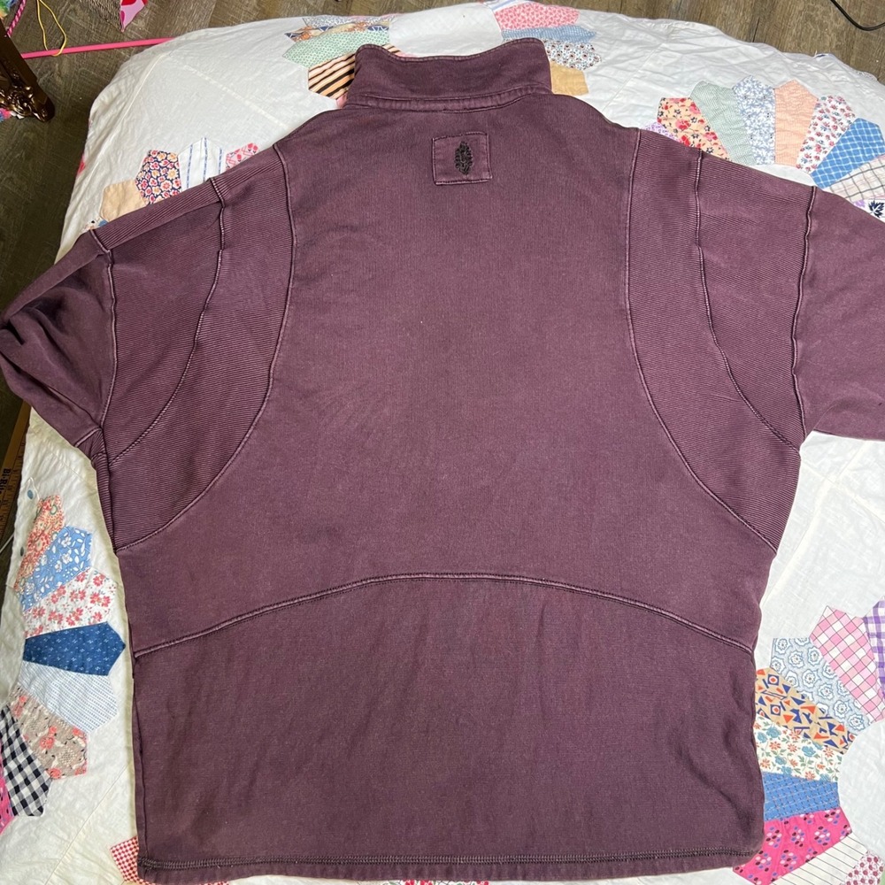 Free People Movement Plum Purple Split Mock Neck Pullover Sweatshirt Womens M - Picture 5 of 6